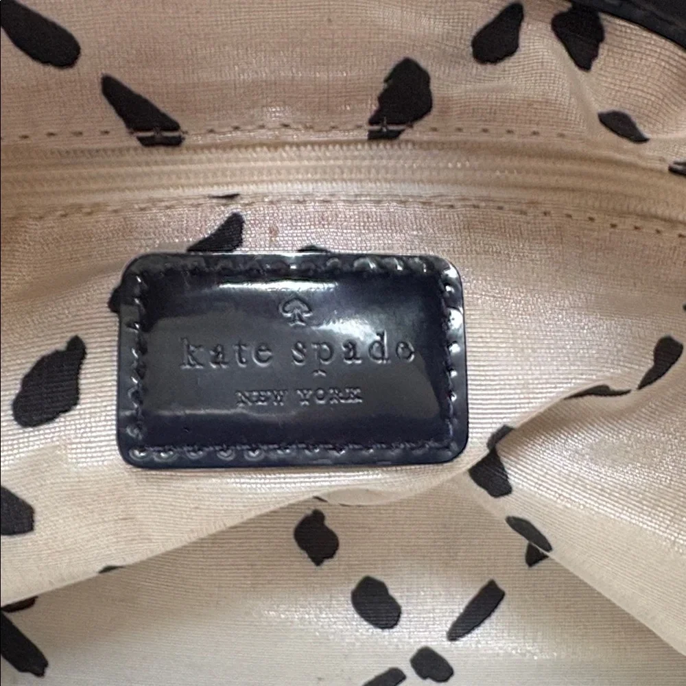 Kate Spade Black and White Striped Tote/ with wallet